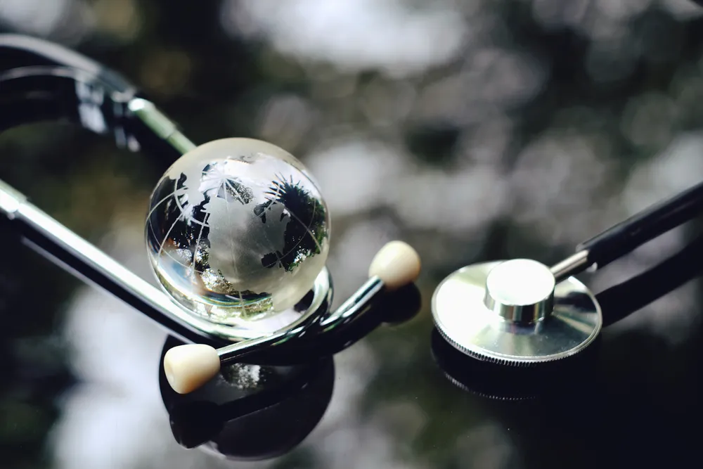close-up-crystal-ball-metal